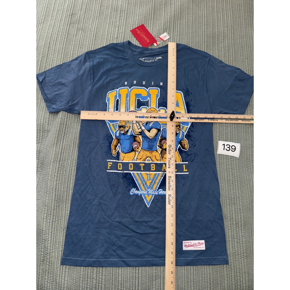 UCLA Bruins Football T-Shirt Mitchell & Ness Graphic Tee Mens Small - Picture 2 of 4